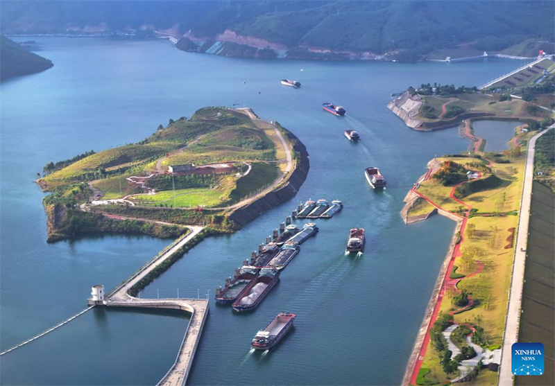 Blick auf das Dateng Gorge Water Conservancy-Projekt im südchinesischen Guangxi