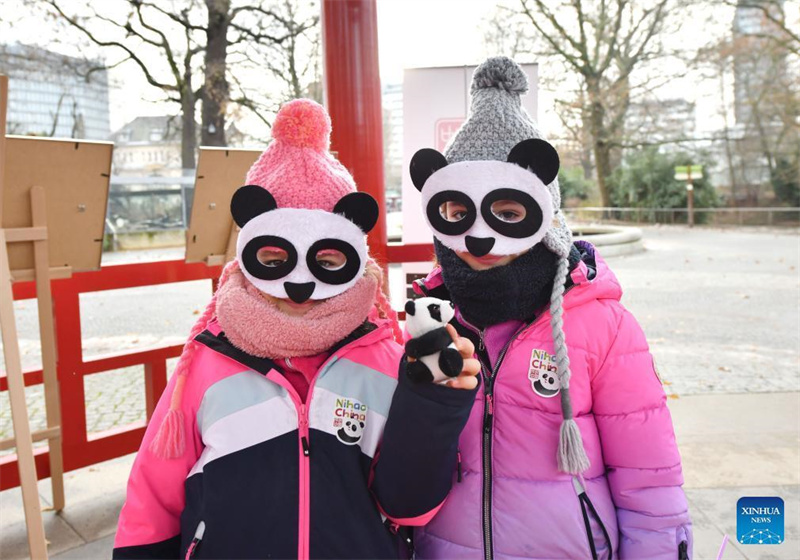 Berliner Zoo veranstaltet Abschiedsveranstaltung für Riesenpandas „Meng Xiang“ und „Meng Yuan“