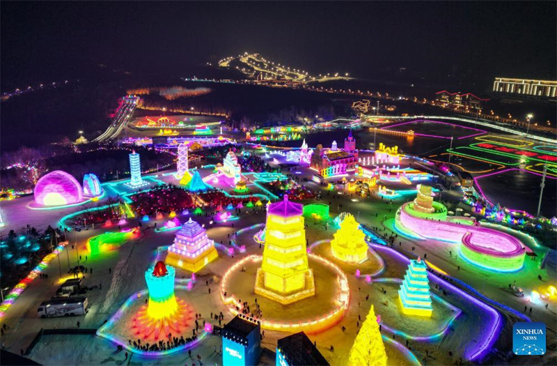 Eis- und Schneefestival in Changchun eröffnet
