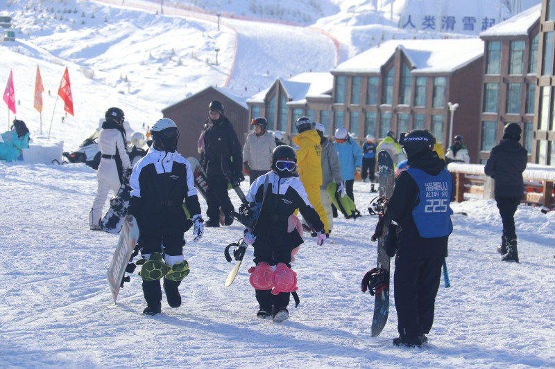 Reiseziele im Winter – Skigebiete in Xinjiang