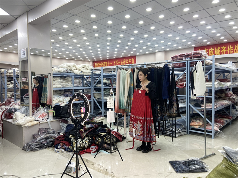 „Hanfu“-Industrie floriert in der chinesischen Provinz Shandong