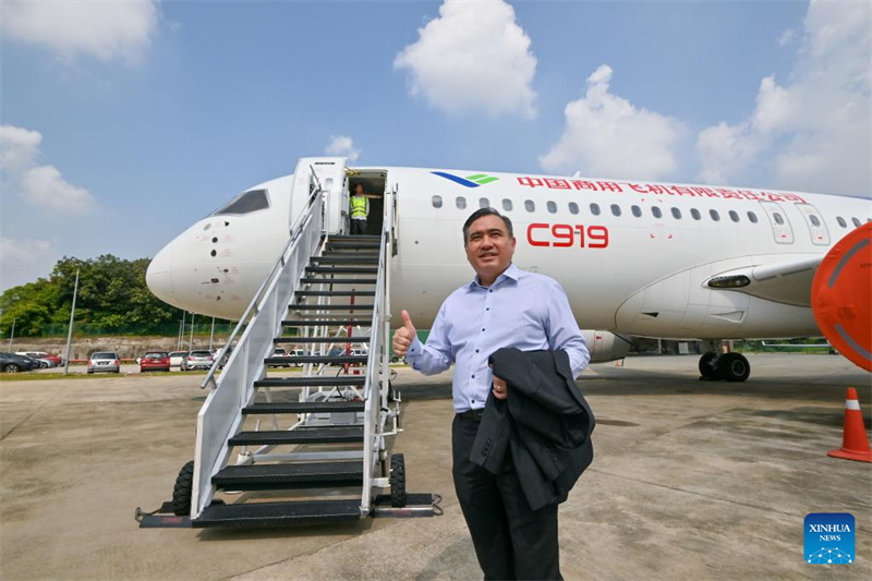 Chinas ARJ21 und C919 feiern Premiere in Malaysia