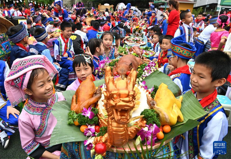 Das Sanyuesan-Fest wird in Guangxi gefeiert
