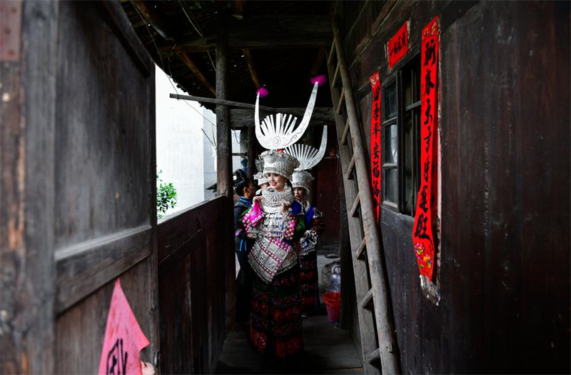 Miao-Volksfest zum Valentinstag in der südwestchinesischen Provinz Guizhou