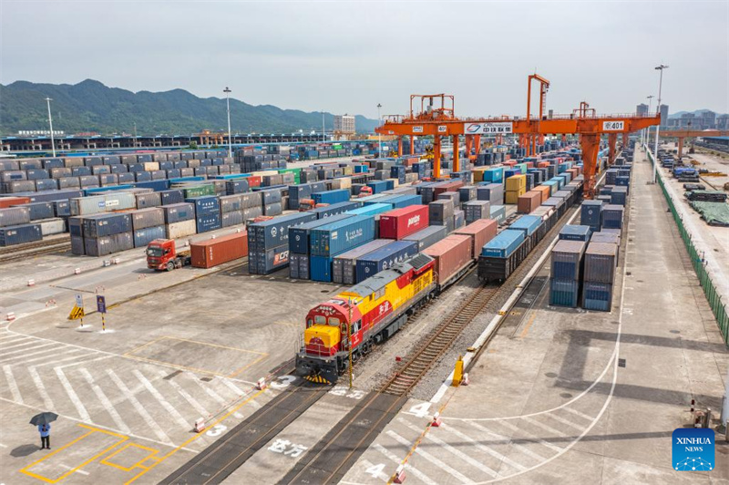 Blick auf den International Logistics Hub Park in Chongqing