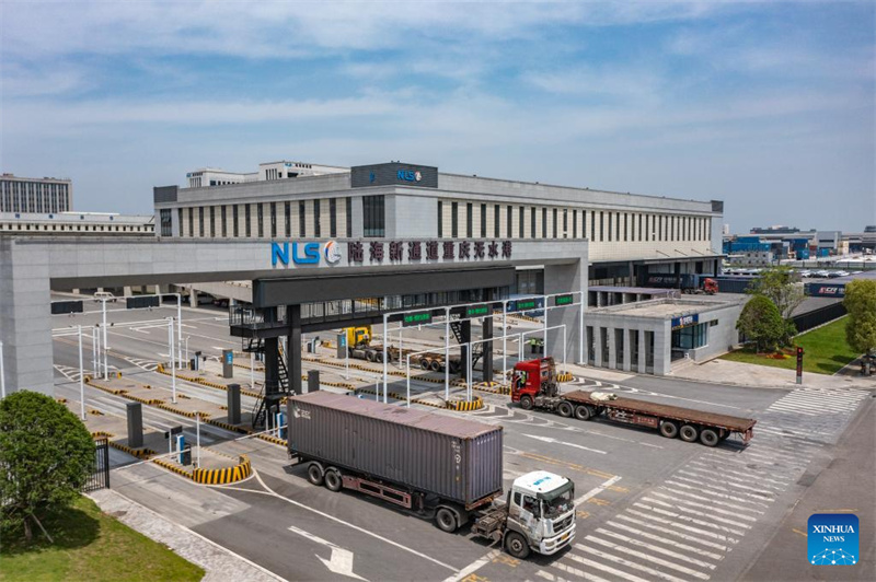 Blick auf den International Logistics Hub Park in Chongqing