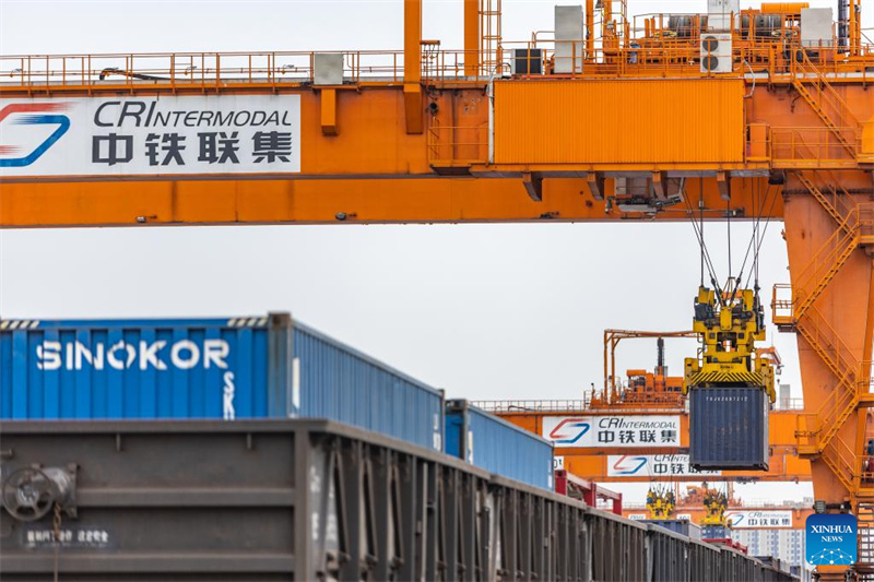 Blick auf den International Logistics Hub Park in Chongqing