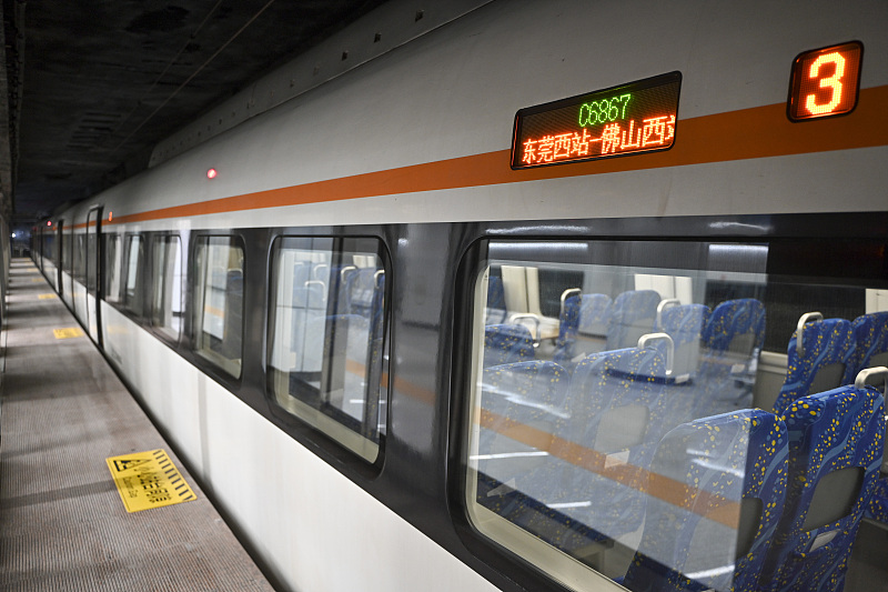 Intercity-Schienen in Guangdong nehmen Probebetrieb auf
