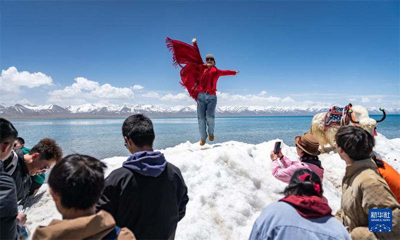 Der geschmolzene Namtso-See in Xizang begrüßt die kommende Tourismushochsaison