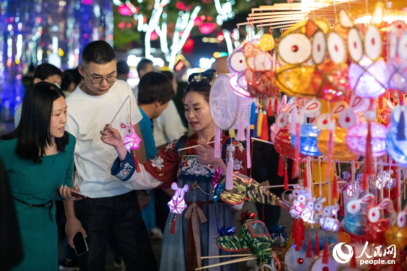 Wie schön ist Xi’an bei Nacht?