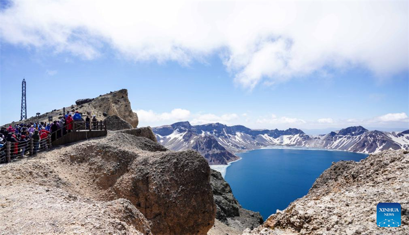 Nordostchina: Landschaft am Tianchi-See in Jilin