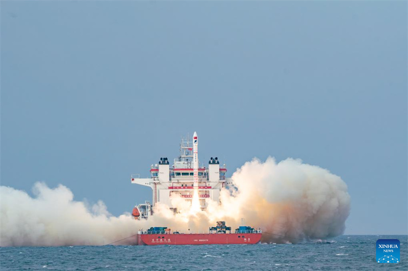Chinas startet erfolgreich seegestützte kommerzielle Rakete mit vier Satelliten an Bord