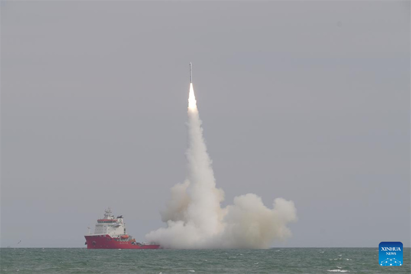 Chinas startet erfolgreich seegestützte kommerzielle Rakete mit vier Satelliten an Bord