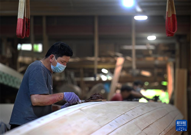 Fuzhou: Handwerkliches Drachenboot