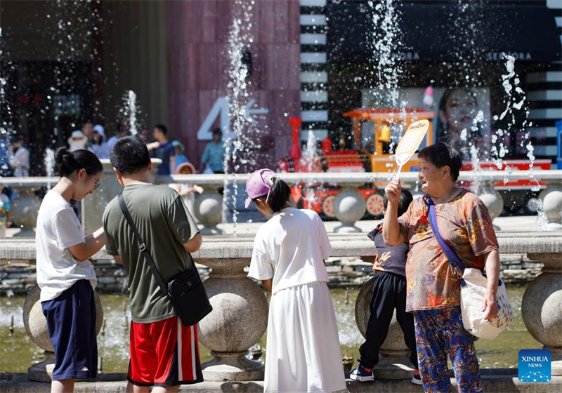 Schlechtes Wetter in China bringt mehr Hitze und Regenstürme