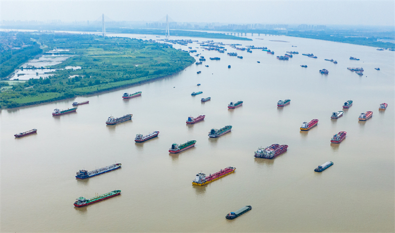 Hubei strebt Aufbau eines Weltklasse-Transportdrehkeuzes an