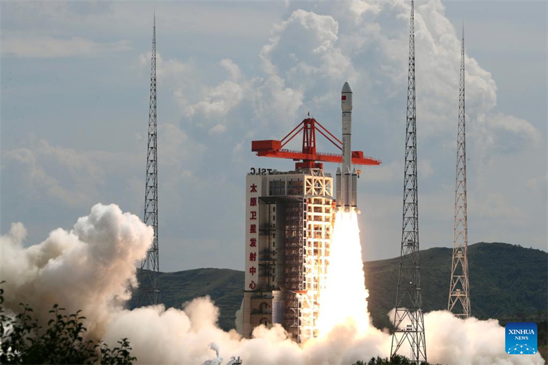 China startet erfolgreich neue Satellitengruppe für Spacesail