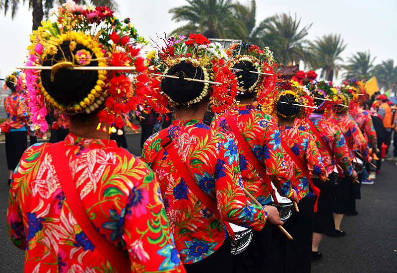 Tradition der Blumenzierde: Das kulturelle Erbe der Xunpu-Frauen