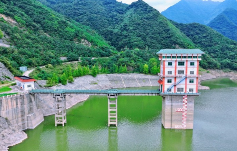 Jinpen-Stausee am Heihe-Fluss sorgt für sauberes Wasser für alle Familien