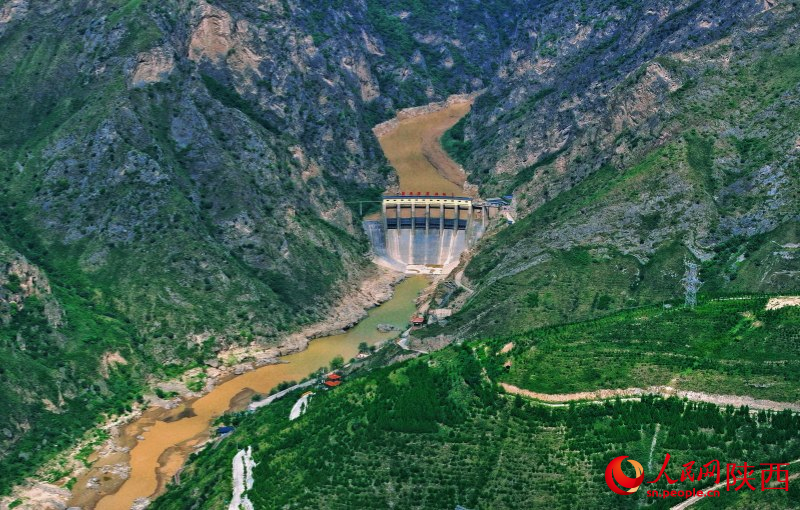 Luftaufnahme des Zheng-Guo-Kanals, einem tausende Jahre alten Schatz des Wasserschutzes