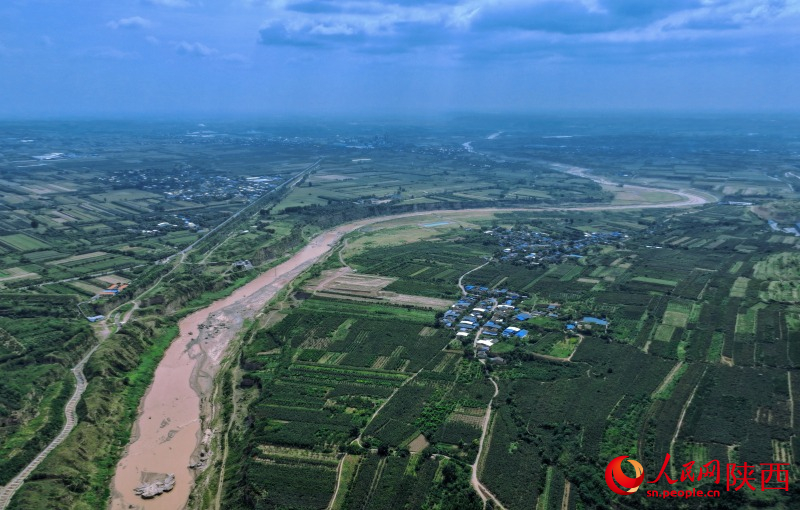 Luftaufnahme des Zheng-Guo-Kanals, einem tausende Jahre alten Schatz des Wasserschutzes