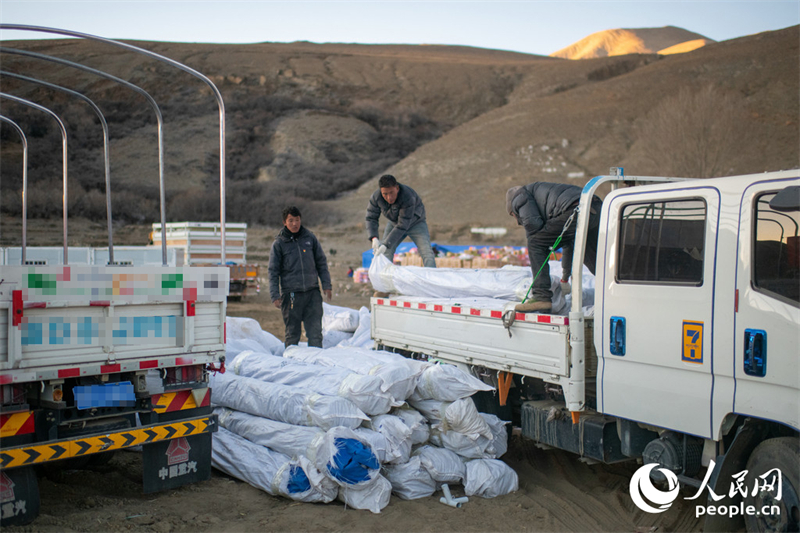 Erdbebenhilfe in Xizang geordnet angelaufen