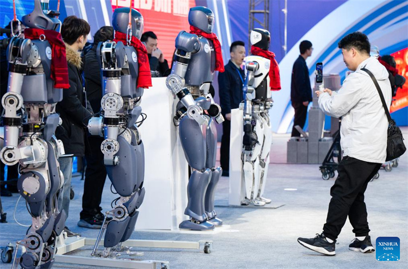 China präsentiert humanoide Roboter der „Chucai“-Serie