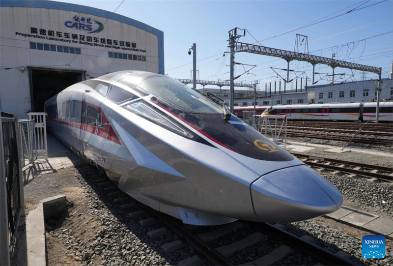 Prototyp des Hochgeschwindigkeitszuges CR450 wird in Beijing getestet