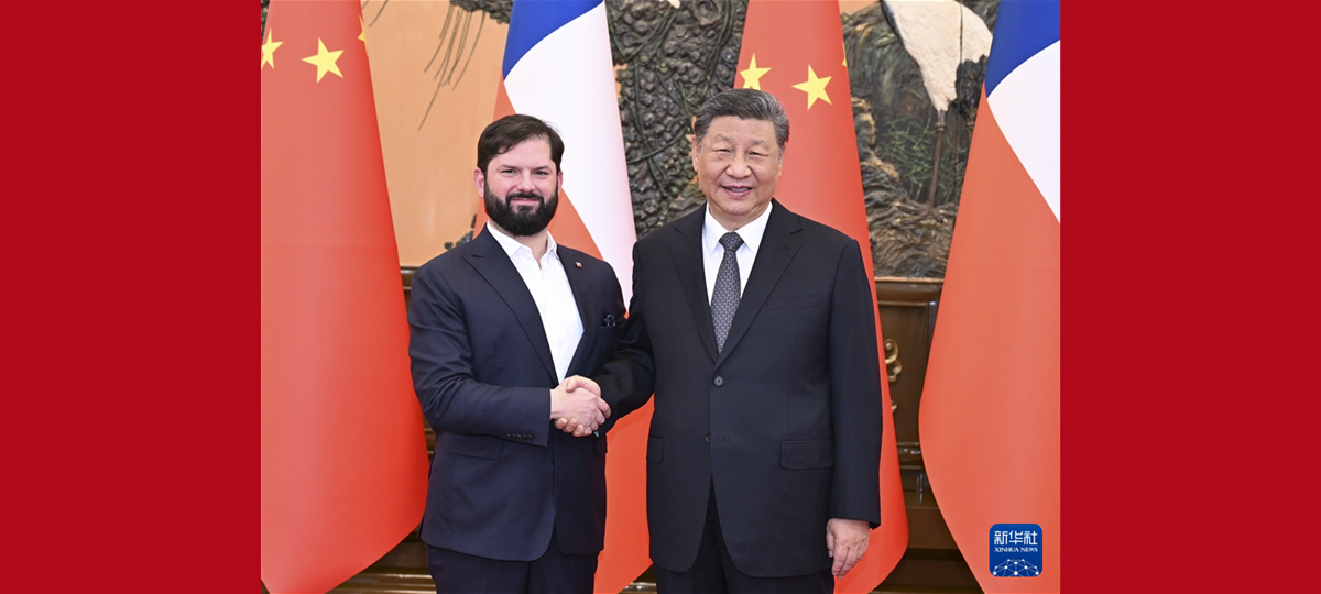 Xi Jinping trifft chilenischen Präsidenten