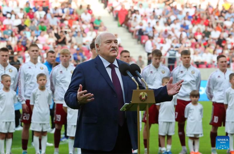 Mit chinesischer Unterstützung gebautes Fußballstadion in Minsk eröffnet