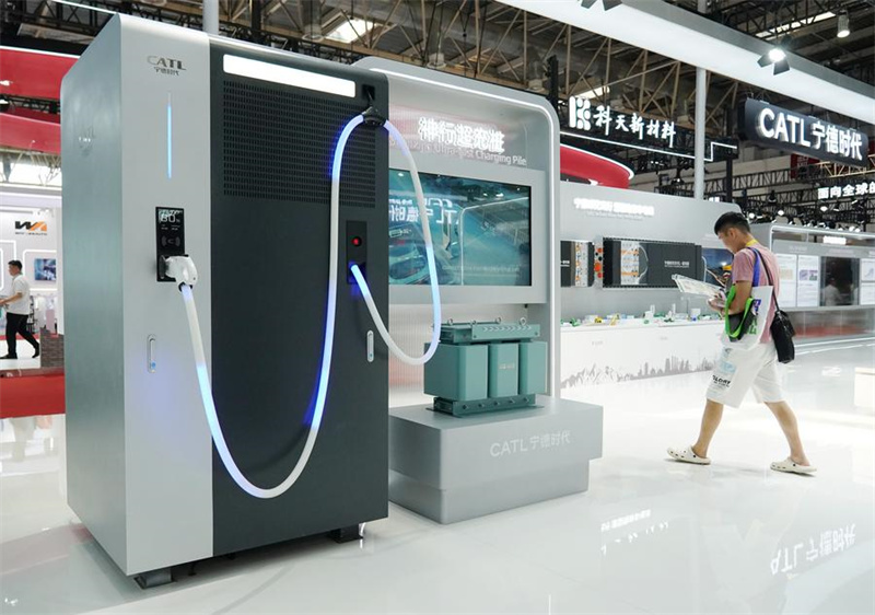 3. CISCE zeigt Erfolge der Innovationszusammenarbeit in der Elektrofahrzeug-Industriekette