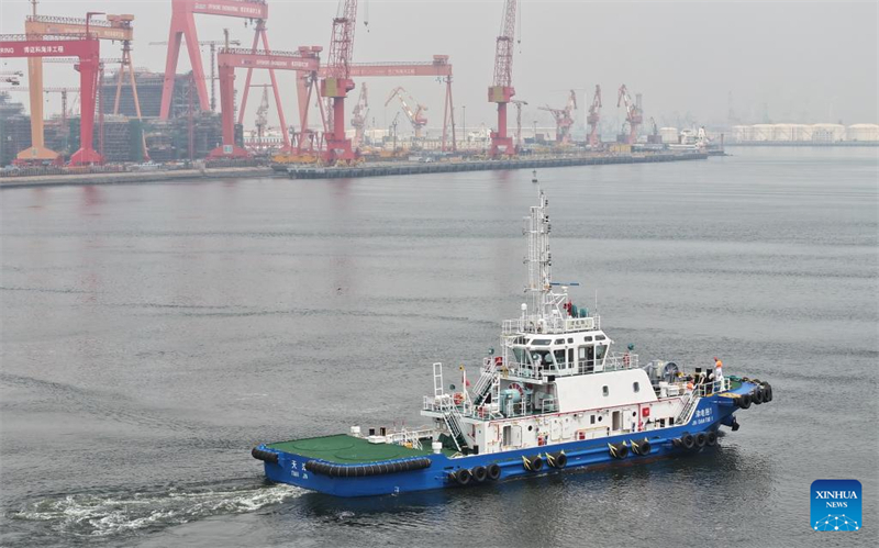 Vollelektrische Hafenschlepper gehen in Betrieb