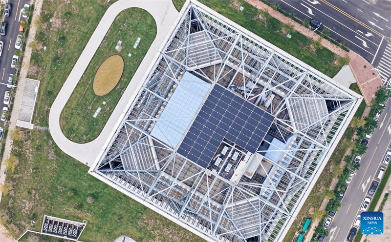 Weltweit erstes ultra-CO₂-neutrales Gebäude in Betrieb genommen