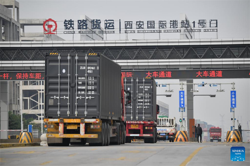 China-Europa-Güterzug wandelt Xi'an in einen modernen internationalen Handels- und Logistikstandort um