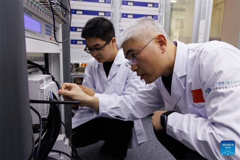 China erzielt bedeutenden Durchbruch bei vollständig supraleitenden Magneten