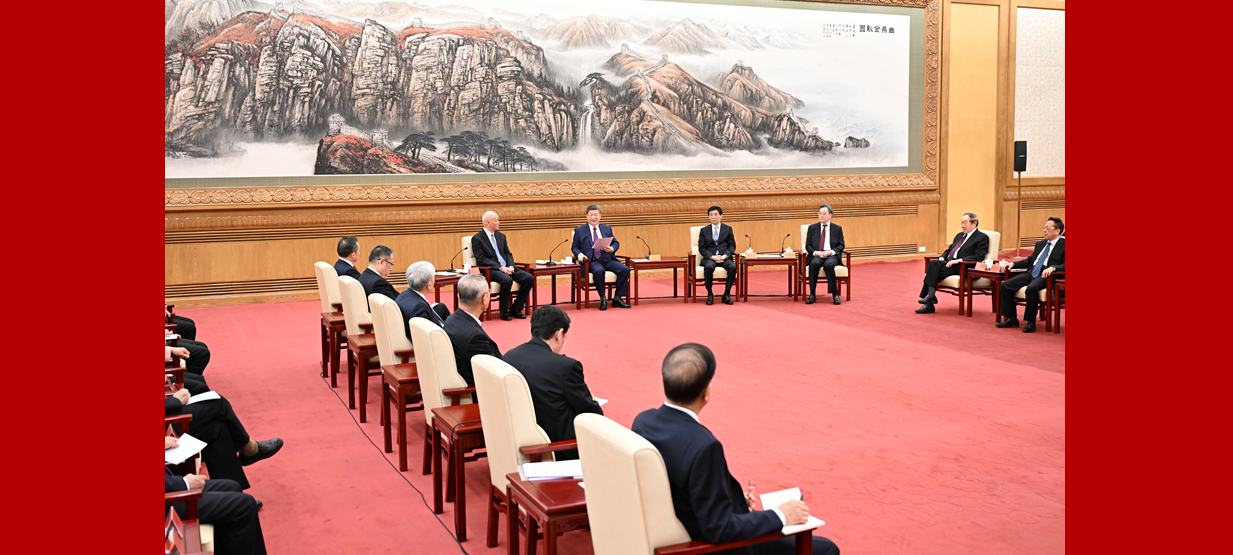 Xi Jinping nimmt am Neujahrsempfang mit Persönlichkeiten außerhalb der KP Chinas teil