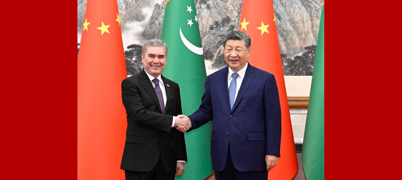 Xi Jinping trifft Nationalen Führer des turkmenischen Volkes