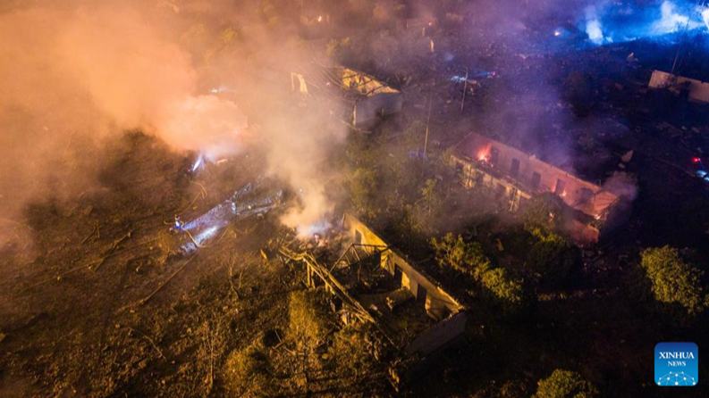 Xi Jinping fordert umfassende Rettungsmaßnahmen nach Explosion in Feuerwerksfabrik in Zentralchina