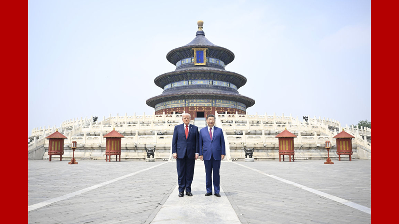 Xi Jinping und Donald Trump besuchen Himmelstempel