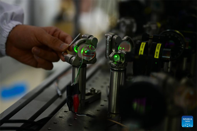 Chinesische Wissenschaftler knacken Weltrekord mit „Jiuzhang 4.0“