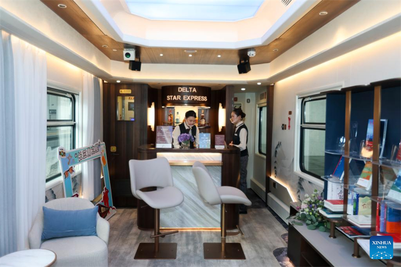 „Delta Star Express“ startet von Shanghai zu 18-tägiger Reise nach Xinjiang