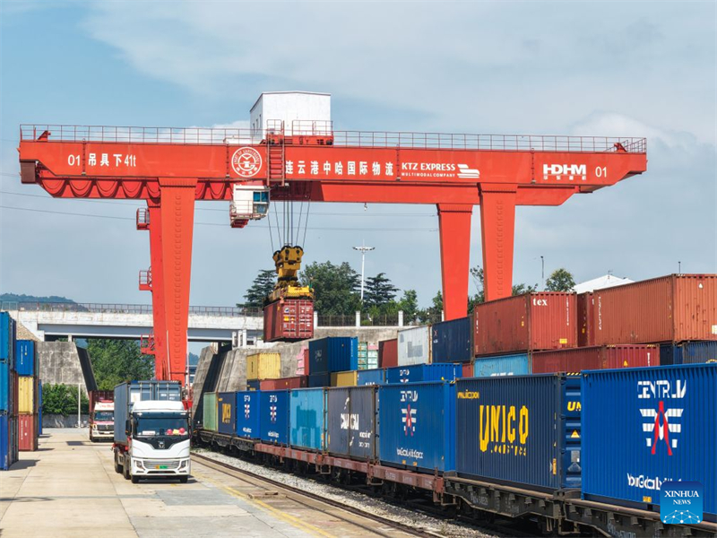 China-Kasachstan-Logistikkooperationszentrum wickelt 8.000. internationalen Güterzug ab