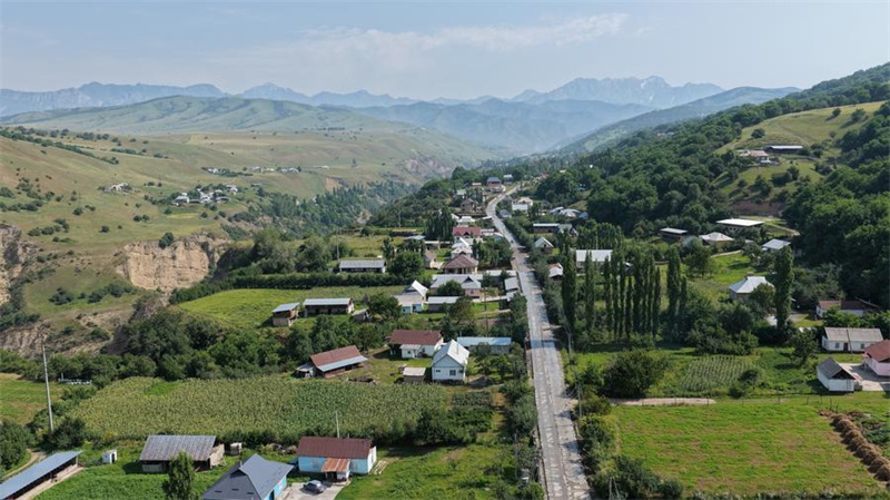 China-Kirgisistan-Usbekistan-Bahnstrecke ist Vorzeigeprojekt der „Belt and Road“-Initiative