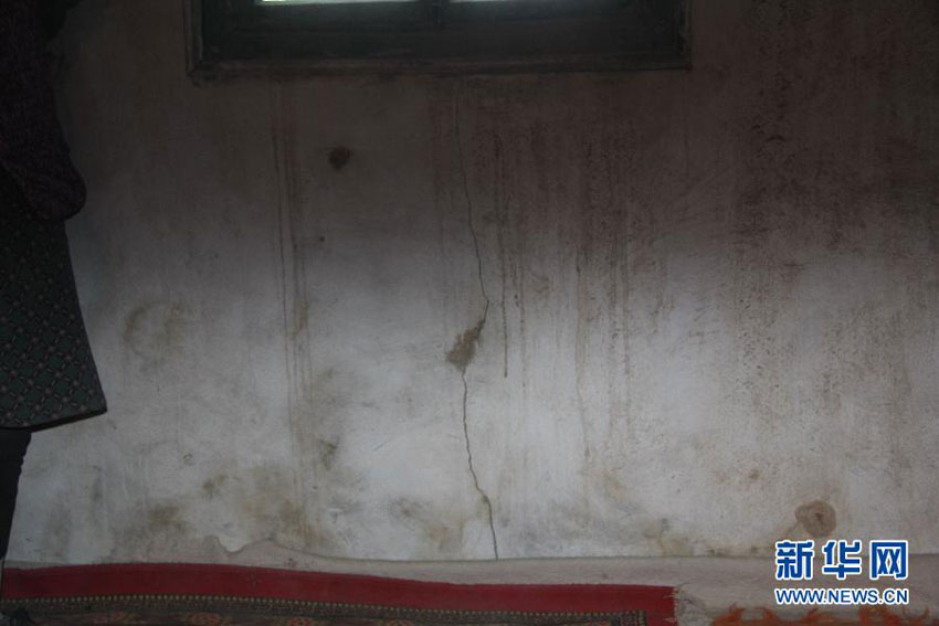 Erdbeben erschüttert Xinjiang - Armee leistet Soforthilfe