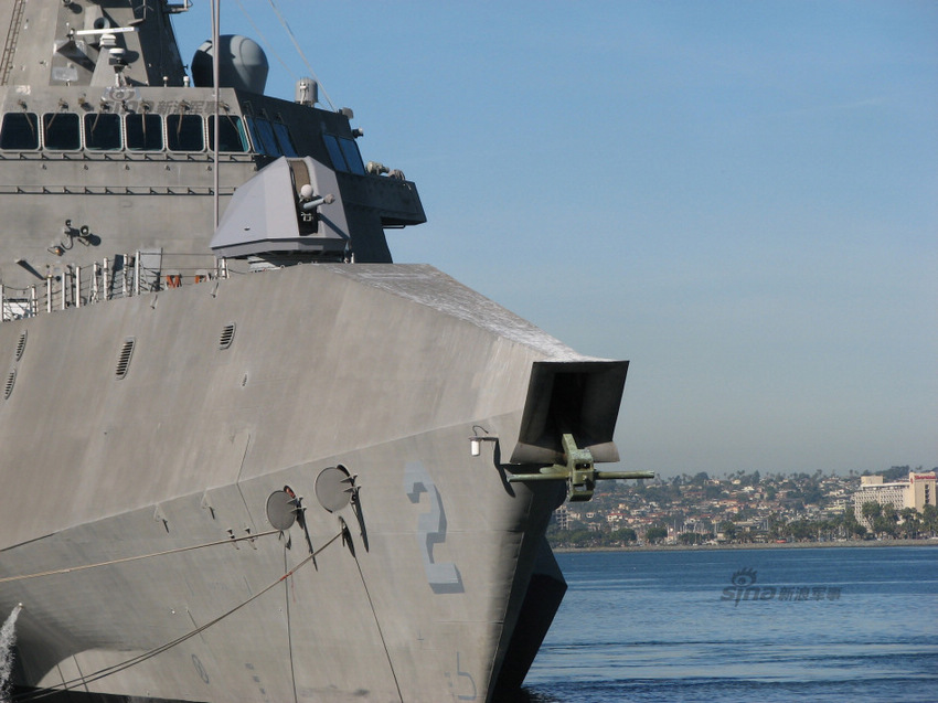 USS Independence stellt sich der Öffentlichkeit