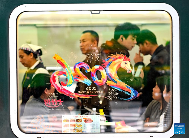 Chinas Eisenbahn befördert zum Frühlingsfest 121 Millionen Passagiere